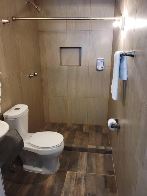 Apartamento Nuevo departamento Privado7, 2 camas, parking, cocina equipada, wifi 65 mb,Clima,Centrico,Tv smart Ciudad Valles Exterior foto